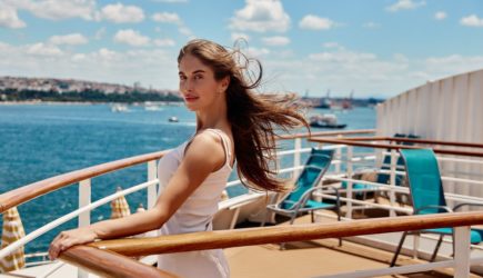 Обсуждаем 4 самых популярных мифа про круизный отдых