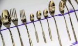 Зачем заливать столовые приборы минералкой: бытовая хитрость, о которой стоит узнать каждой хозяйке