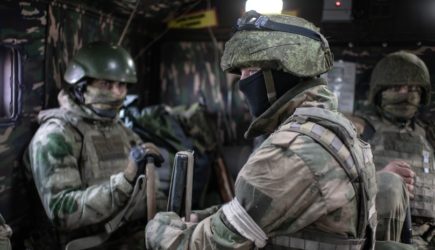 Бойцы &laquo;Южной&raquo; группировки ВС России уничтожили семь полевых складов боеприпасов