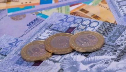 Почему пенсионеры не доверяют безналу?