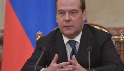 &laquo;Еще один храбрый пшек появился&raquo;. Медведев напомнил о многократных разделах Польши в ответ на угрозы ударов по России