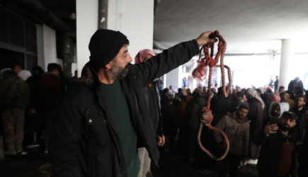 Alkhali24: в Сирии казнили двоюродного брата Башара Асада