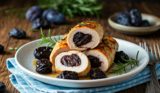 Куриные рулетки с черносливом: рецепт вкусного и простого блюда