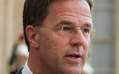 Фронт на Украине начал двигаться в другом направлении — Рютте