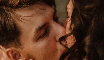 9 признаков &#8212; женщина хочет от вас совсем не дружбы