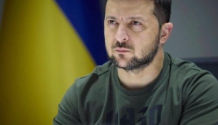 Это случилось. Зеленский срочно спасает жену и детей