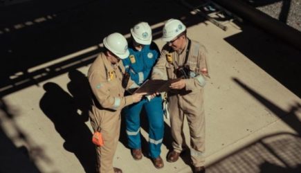 &laquo;Купили как индейцев за&nbsp;бусы&raquo;: достаточно&nbsp;ли западные нефтегиганты платят Казахстану