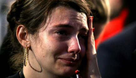 Актриса умерла прямо на сцене на глазах у дочери