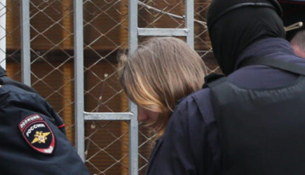 Хохотала в суде. Это и есть цена убийства Владлена Татарского?