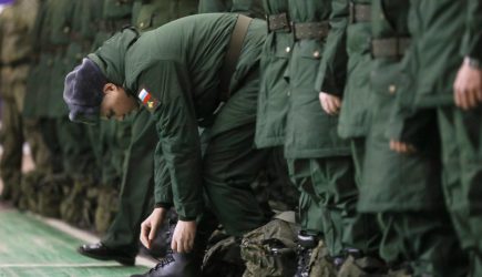 В Госдуму внесли проект об изменении порядка призыва на срочную службу