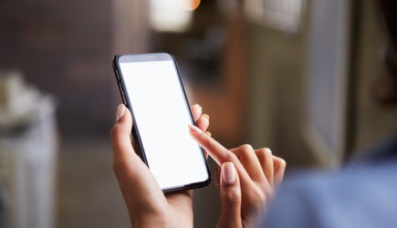 В Госдуме раскрыли, чем опасны приложения с доступом к контактам