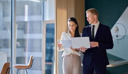 С 1 марта изменится трудовое законодательство. Как это скажется на зарплате и отпусках