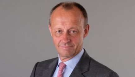 &laquo;На&nbsp;коротком поводке&raquo;: Мерц приступил к&nbsp;низложению Шольца