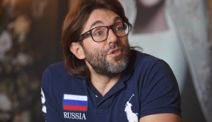 Жестокий инцидент на телепередаче: Андрея Малахова избили в эфире