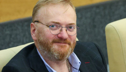 Милонов призвал не дарить срезанные цветы на 8 Марта