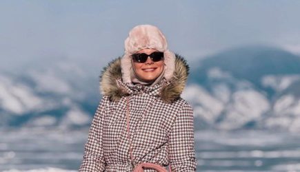 Брухунова устроила скандал оскорбившему ее образы стилисту