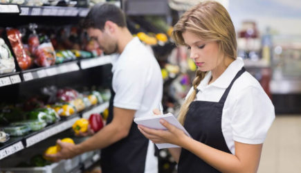 &laquo;Риск ботулизма&raquo;: В российских магазинах нашли смертельно опасные консервы