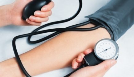 Тревожные звоночки: как самодиагностика может спасти ваше сердце и сосуды &mdash; когда стоит насторожиться и обратиться к врачу