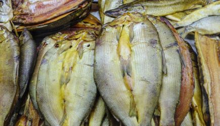 Инфекционист назвал главную опасность вяленой рыбы