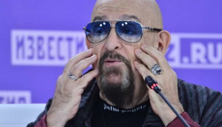 Зачем Михаил Шуфутинский наврал о женитьбе на молодой танцовщице