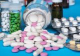 Россиянам рассказали, когда безобидные лекарства могут убить