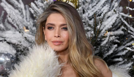 Наряды Веры Брежневой становятся всё откровеннее (фото)