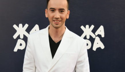 Спецназ ворвался в квартиру участника шоу «Голос» Эмиля Кадырова