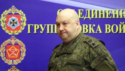 Стало известно о разговоре Суровикина, изменившем планы США