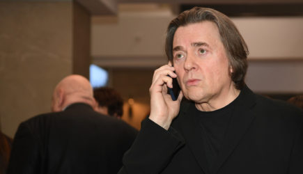 «Довели до ручки»: почему раскритикованные Эрнстом Малахов и Петросян ушли с Первого канала