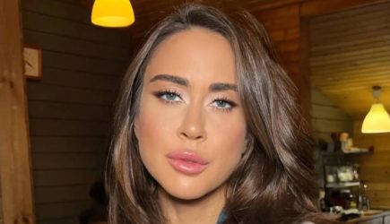 &#171;Проблемная&#187; дочь Успенской оголила бедра на откровенном фото