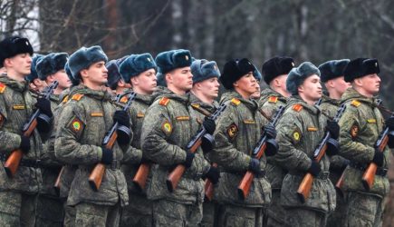 Одну категорию россиян освободили от призыва в армию