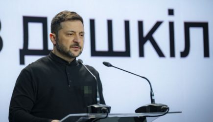 Рассекречен хитрый план Зеленского по капитуляции