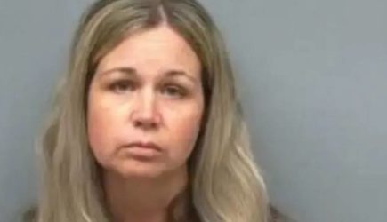 Сотрудница школьной столовой дважды занялась сексом с учеником у себя дома