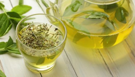 Нутрициолог рассказала об опасности чрезмерного употребления зеленого чая