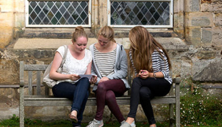 Расположение влагалища оказалось загадкой для половины молодых британок