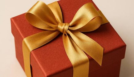 Дарят дорогие подарки: мужчины с какими именами самые щедрые