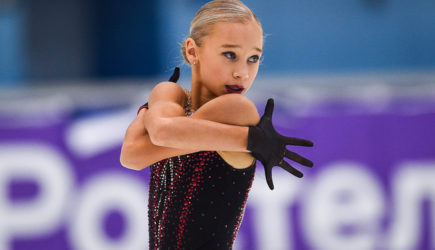 &laquo;Приходил с банкой пива и тренировал меня в номере&raquo;: фигуристка Вероника Жилина обвинила тренера академии Плющенко в домогательствах