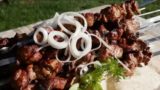 Необычный маринад с газировкой: рецепт нежнейшего шашлыка