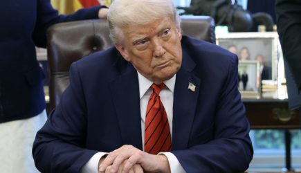 Трамп: Соединённые Штаты могут прекратить оказывать Украине военную помощь