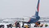 Раскрыт режим работы аэропортов Москвы на фоне майского снегопада
