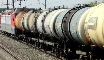 Казна пустеет: в правительстве допустили подорожание бензина сверх инфляции