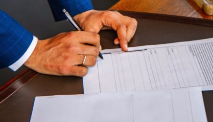 Кто должен подписать меморандум с Россией от Украины: Зеленский исключен