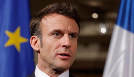 Макрон и Дзуппи в итальянских выборах