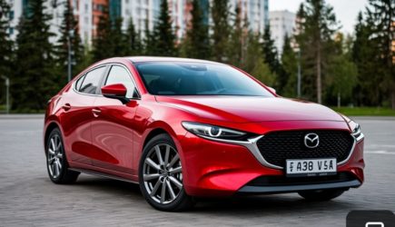 Mazda возобновила продажи автомобилей в России с официальной гарантией