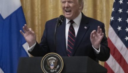 «Я видел то, чего не ожидал». Трамп заявил, что удивлен ракетными ударами России по Украине во время переговоров