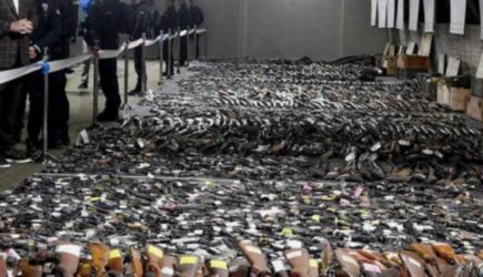 «Забыли, кто друзья, а кто враги». Российская разведка обвинила сербскую оборонку в поставках боеприпасов Украине