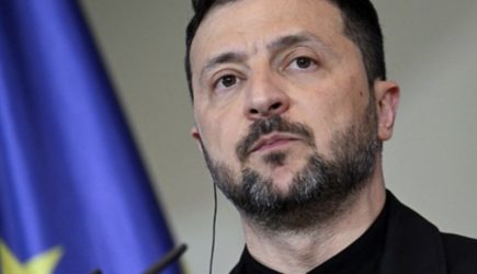 Зеленский досрочно завершил визит в Германию из-за наступления России