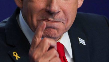 Нетаньяху обсудит удары по Ирану с Путиным