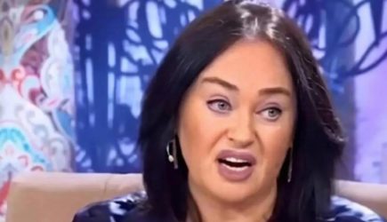 Гузеева покинула Россию после поражения в суде