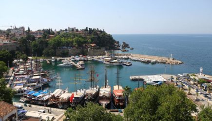 Названа самая доступная страна для отдыха россиян в июле